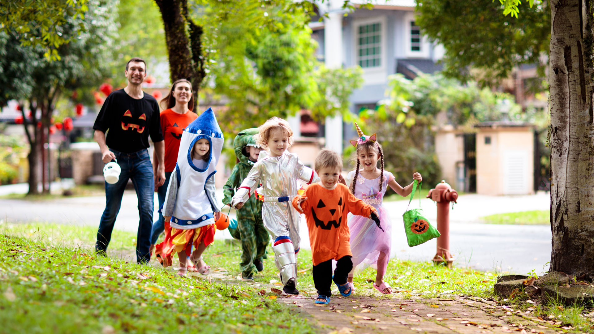 Halloween Safety Tips for Parents and Kids - Community Choice Pediatrics